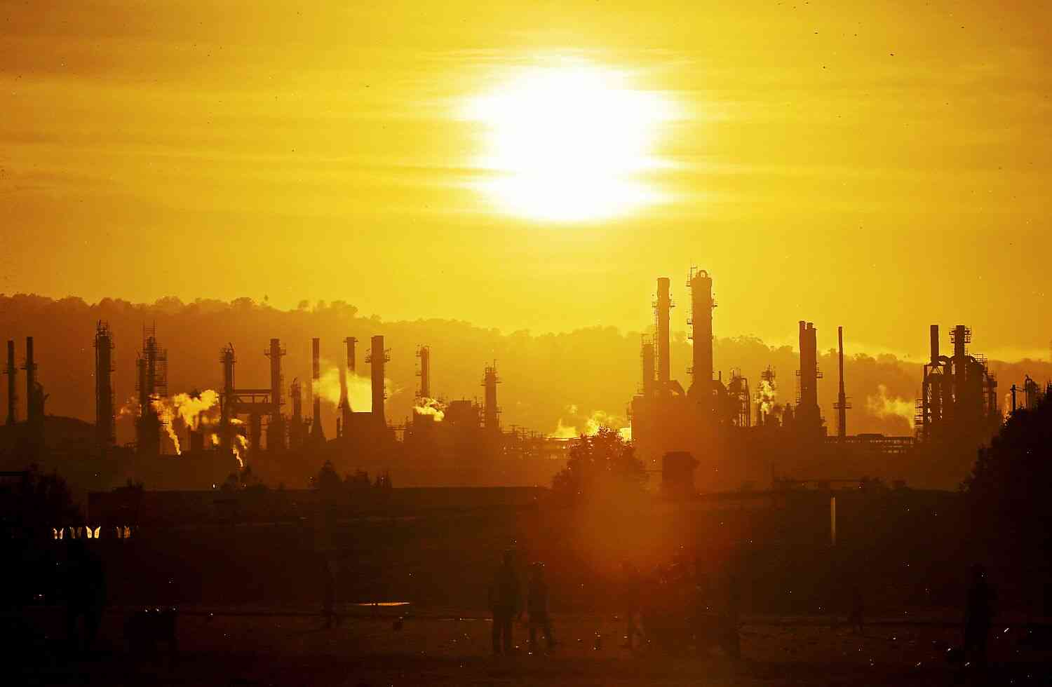 California's Oil Industry Is Fighting to Reduce Gas Prices